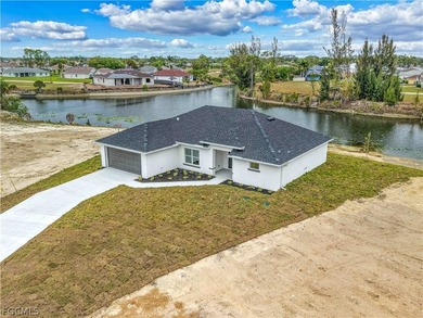 Home For Sale in Cape Coral image photo picture