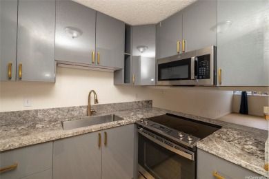 Beach Condo For Sale in Kaneohe, Hawaii