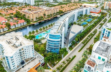 Beach Condo For Sale in Aventura, Florida