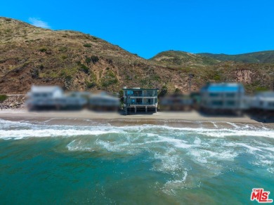 Beach Home For Sale in Malibu, California