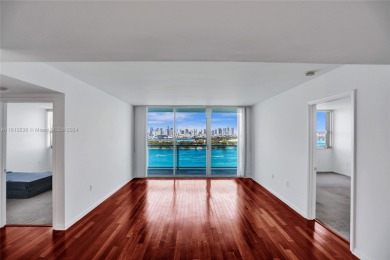 Beach Condo For Sale in Miami Beach, Florida