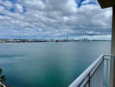 Beach Condo For Sale in Miami, Florida