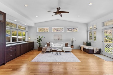 Beach Home For Sale in Honolulu, Hawaii