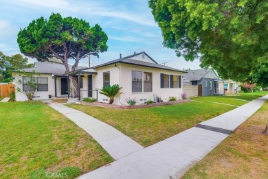 Beach Townhome/Townhouse Sale Pending in Long Beach, California