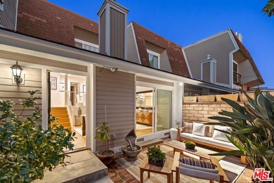 Beach Townhome/Townhouse For Sale in Marina Del Rey, California