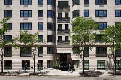 Beach Apartment For Sale in New York, New York