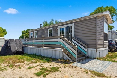 Beach Home For Sale in Myrtle Beach, South Carolina