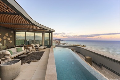 Beach Condo Sale Pending in Honolulu, Hawaii