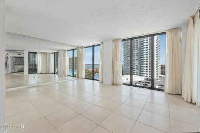 Beach Condo For Sale in Daytona Beach, Florida