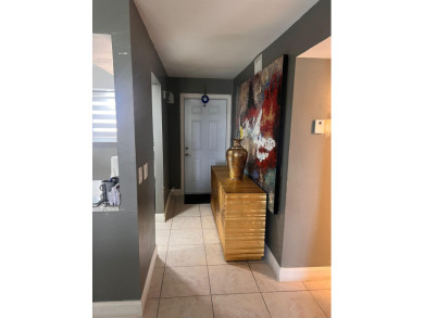 Beach Condo For Sale in Boynton Beach, Florida