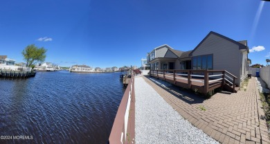 Beach Home For Sale in Beach Haven West, New Jersey