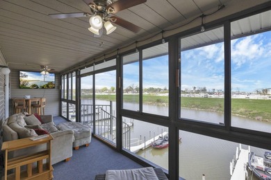 Beach Condo Sale Pending in Oak Harbor, Ohio