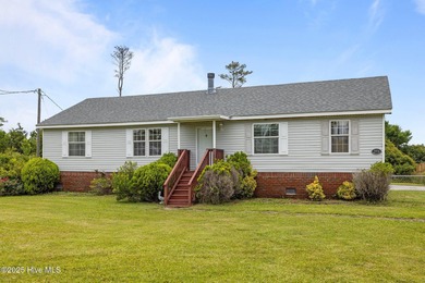 Beach Home For Sale in Cedar Island, North Carolina