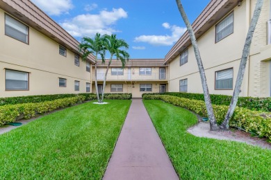 Beach Condo For Sale in Delray Beach, Florida