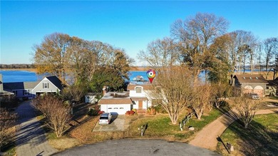 Home For Sale in Smithfield image photo picture