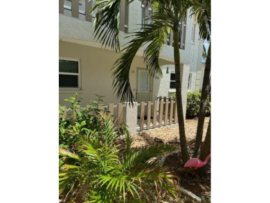 Beach Condo For Sale in Holmes Beach, Florida