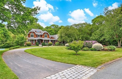 Beach Home For Sale in South Kingston, Rhode Island