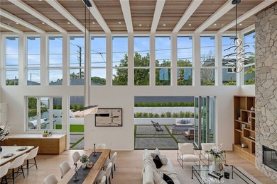 Beach Home For Sale in Manhattan Beach, California