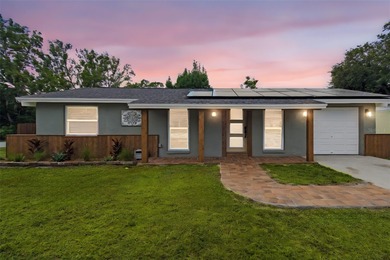 Beach Home Sale Pending in Clearwater, Florida