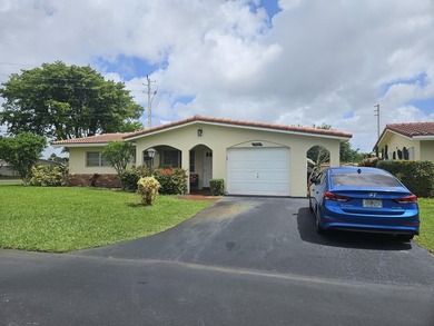 Beach Home For Sale in Deerfield Beach, Florida