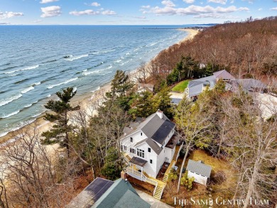 Beach Home For Sale in Grand Haven, Michigan