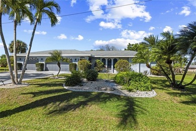 Beach Home For Sale in Fort Myers, Florida