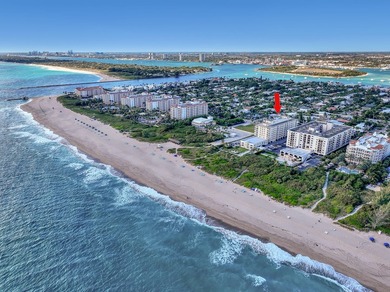 Beach Condo For Sale in Palm Beach Shores, Florida