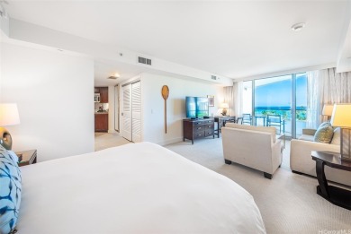 Beach Condo For Sale in Honolulu, Hawaii