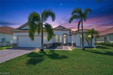 Beach Home For Sale in Fort Myers, Florida