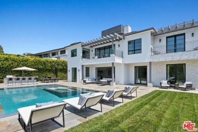 Beach Home For Sale in Pacific Palisades, California