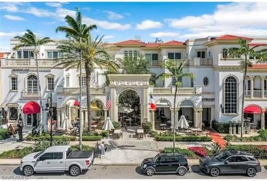 Beach Condo For Sale in Naples, Florida