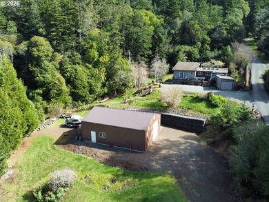 Beach Home For Sale in Gold Beach, Oregon