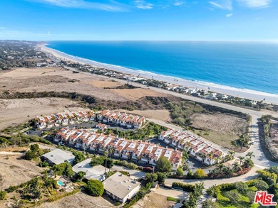 Beach Condo For Sale in Malibu, California