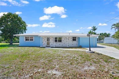 Beach Home For Sale in Matlacha, Florida
