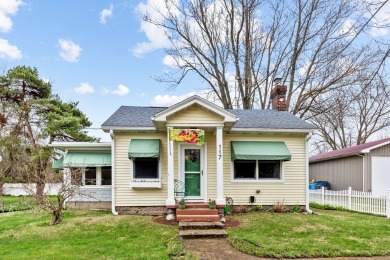 Beach Home For Sale in New Buffalo, Michigan