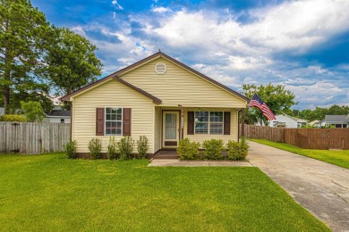 Beach Home For Sale in Murrells Inlet, South Carolina