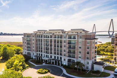 Beach Home For Sale in Mount Pleasant, South Carolina