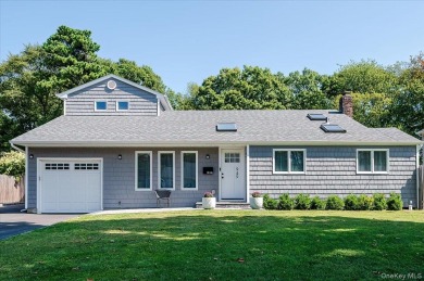 Beach Home Sale Pending in Bay Shore, New York