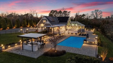 Beach Home For Sale in Hampton Bays, New York