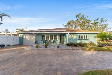 Beach Home For Sale in St. Petersburg, Florida