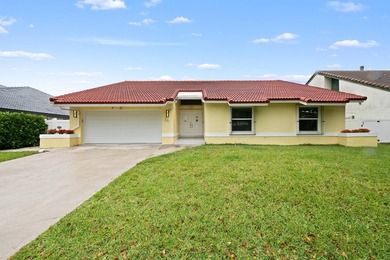 Beach Home For Sale in Boca Raton, Florida