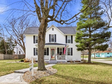 Beach Home For Sale in Port Austin, Michigan