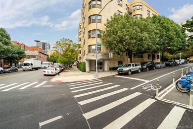 Beach Home Sale Pending in Bronx, New York