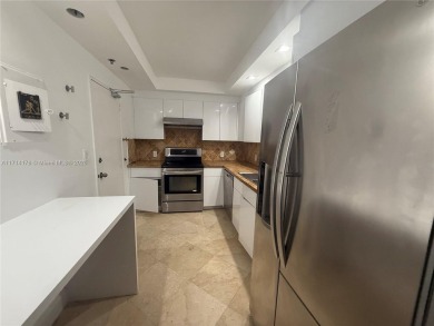 Beach Condo For Sale in Bal Harbour, Florida