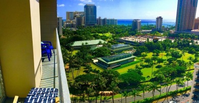 Beach Condo For Sale in Honolulu, Hawaii