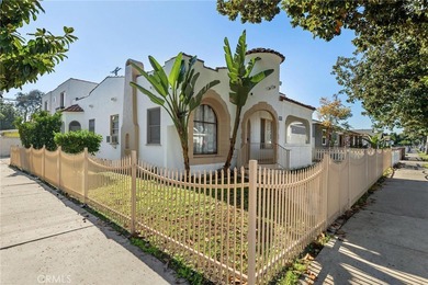 Beach Townhome/Townhouse For Sale in Long Beach, California