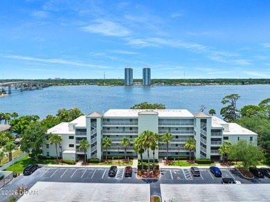 Beach Condo For Sale in Daytona Beach, Florida