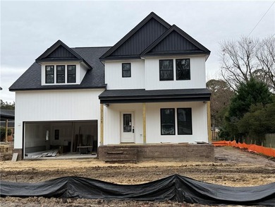 Beach Home For Sale in Portsmouth, Virginia