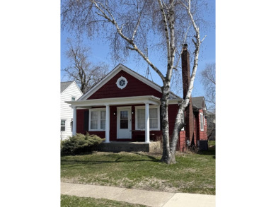 Beach Home For Sale in Kenosha, Wisconsin