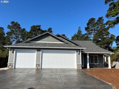 Beach Home For Sale in Florence, Oregon